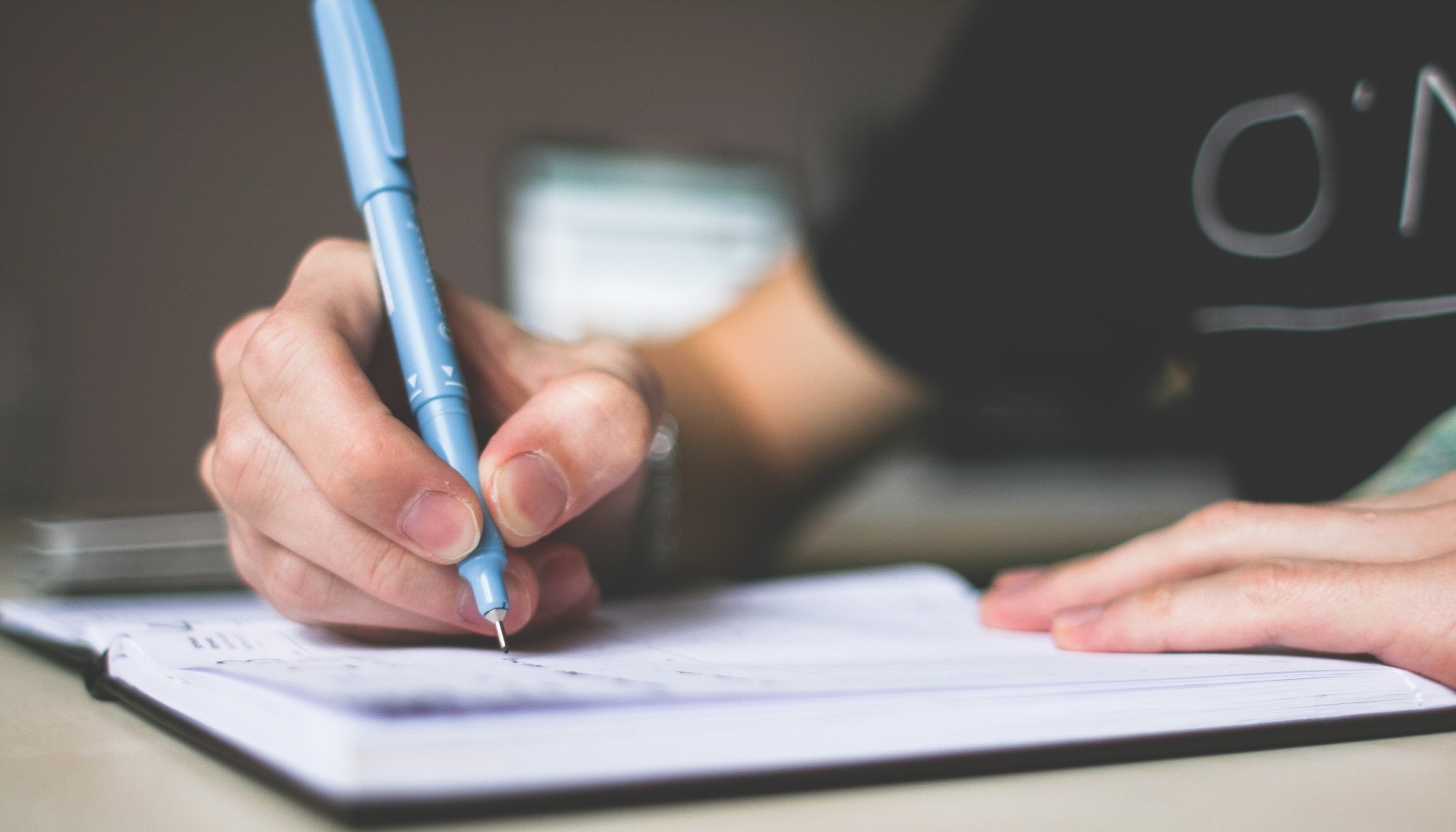 depth-of-field-desk-essay-210661